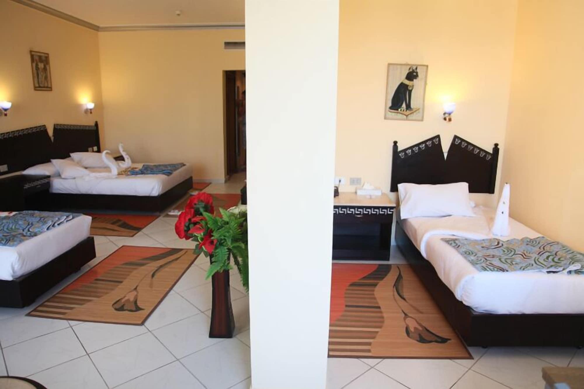 King Tut Aqua Park Beach Resort Hurghada Esterno foto